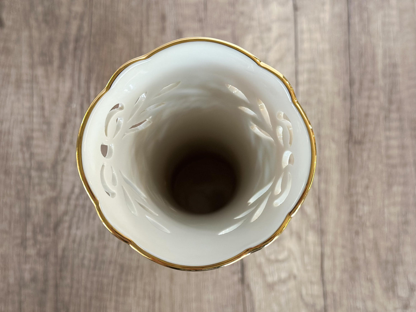 Lennox Cardinal Vase